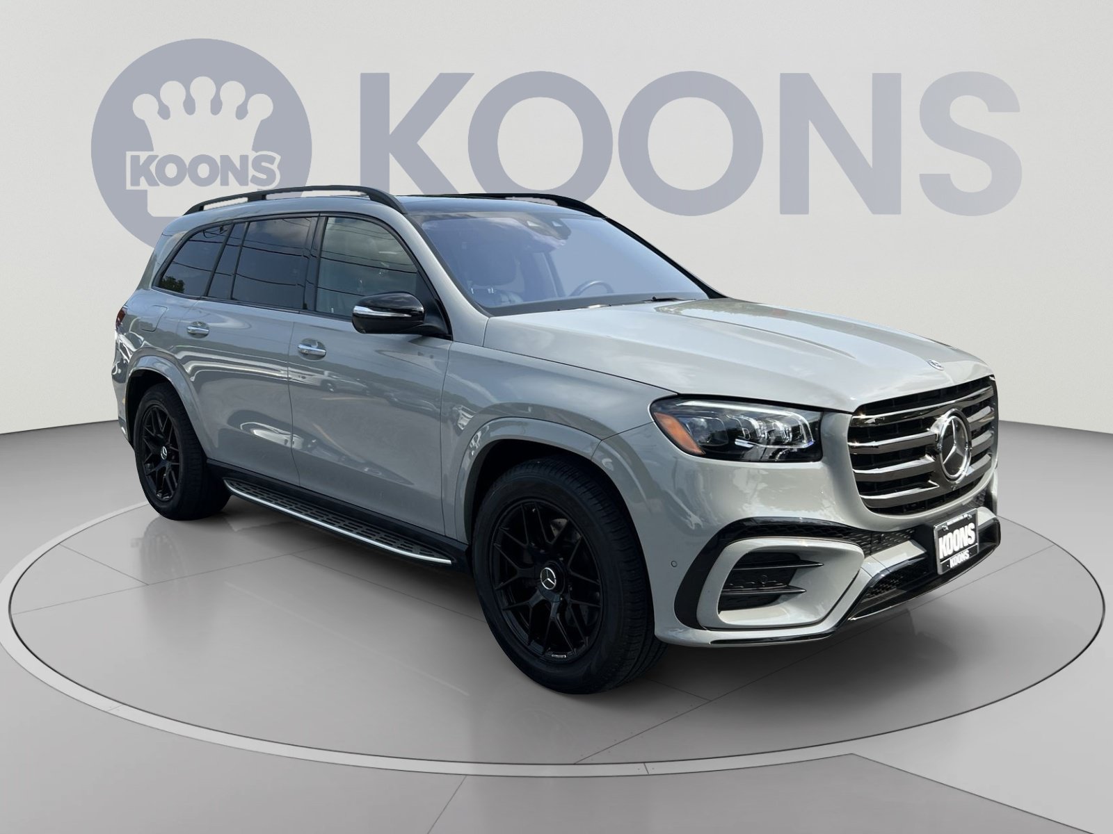Used 2024 Mercedes-Benz GLS 580 4MATIC image 10