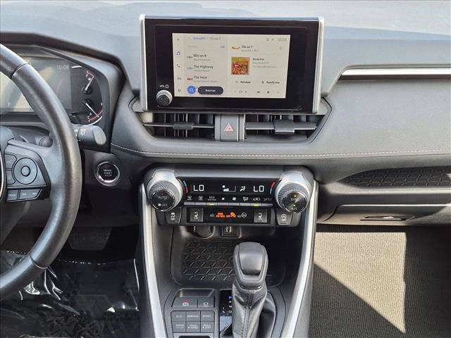 Used 2025 Toyota RAV4 XLE w/ Weather Package AWD/4WD image 14