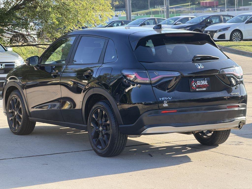 Used 2023 Honda HR-V Sport image 5