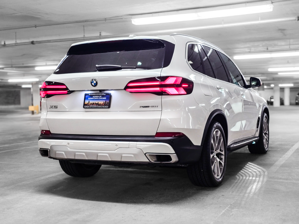 Used 2024 BMW X5 xDrive40i w/ Premium Package AWD/4WD image 7