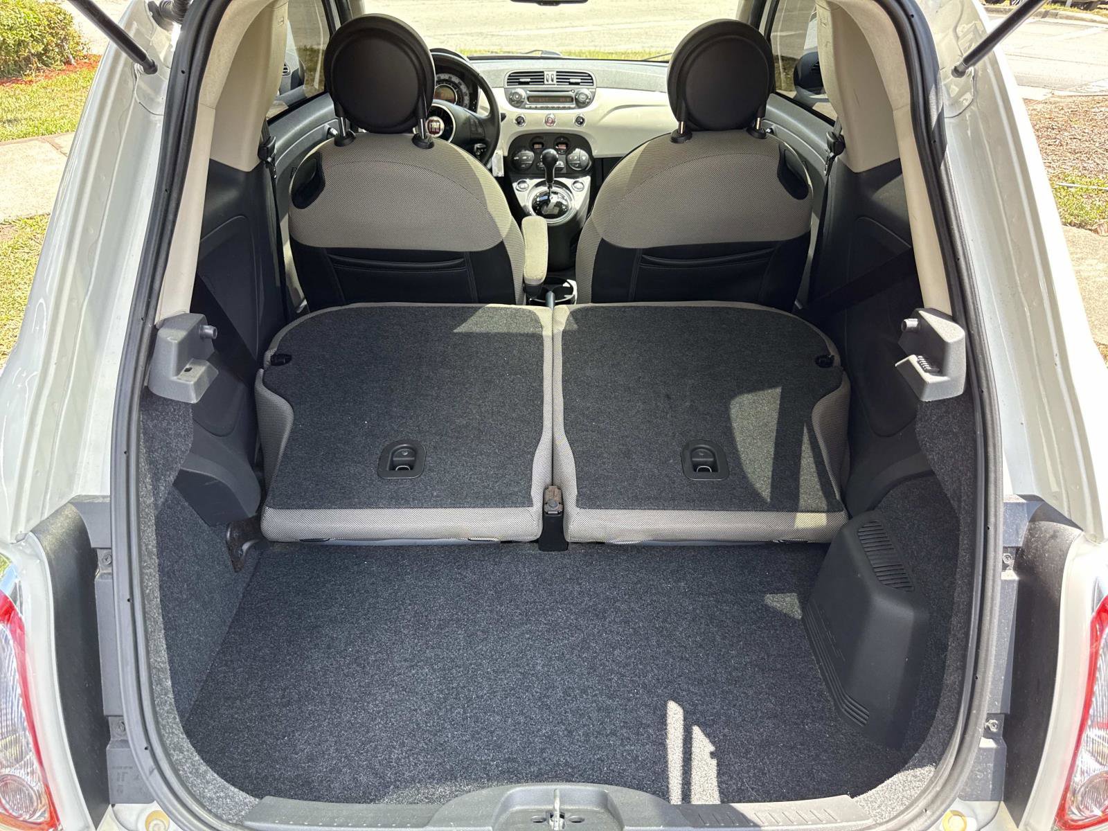 Used 2012 FIAT 500 Lounge w/ Convenience Group FWD image 10