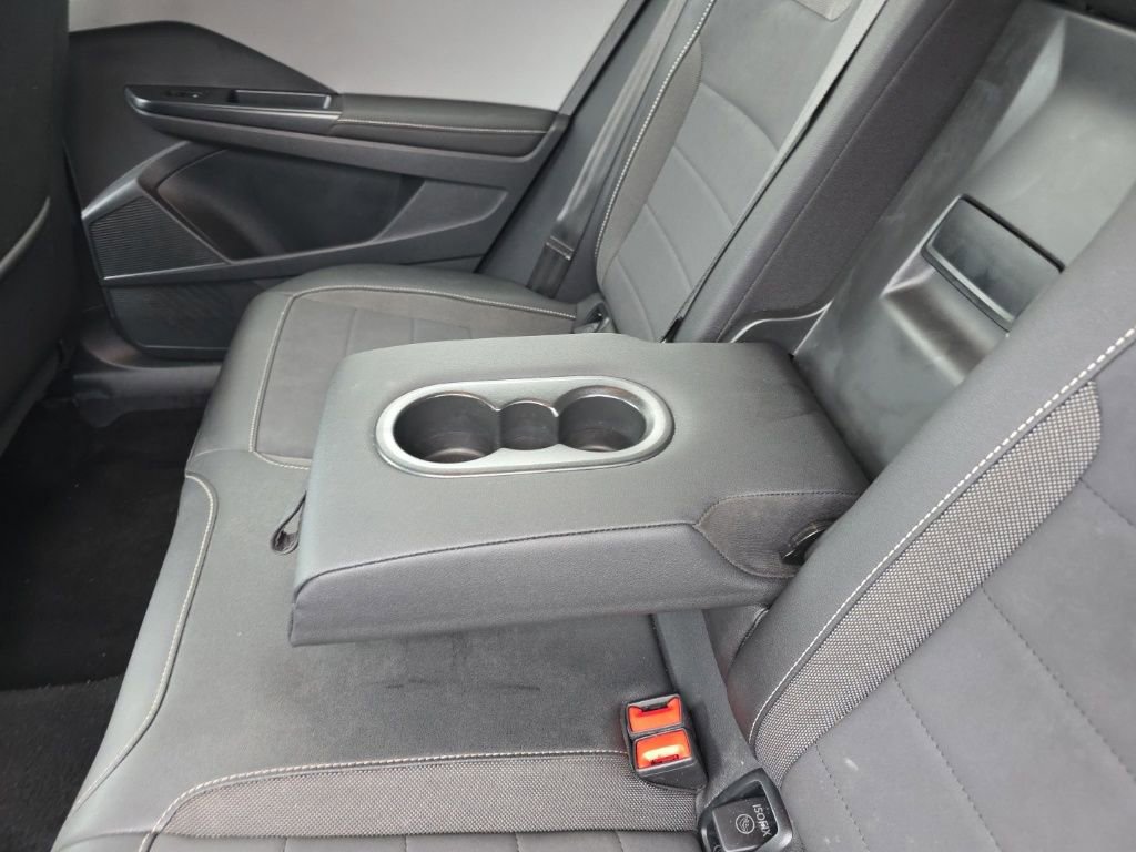Used 2024 Volkswagen Taos SE image 15