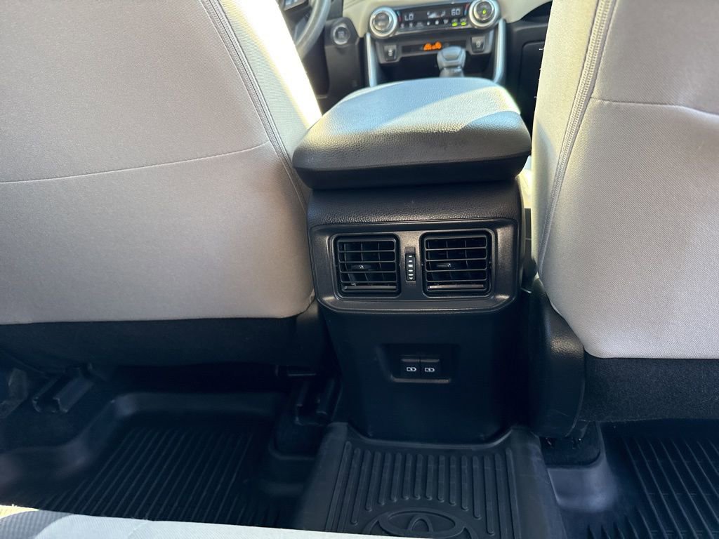 Used 2023 Toyota RAV4 XLE image 28