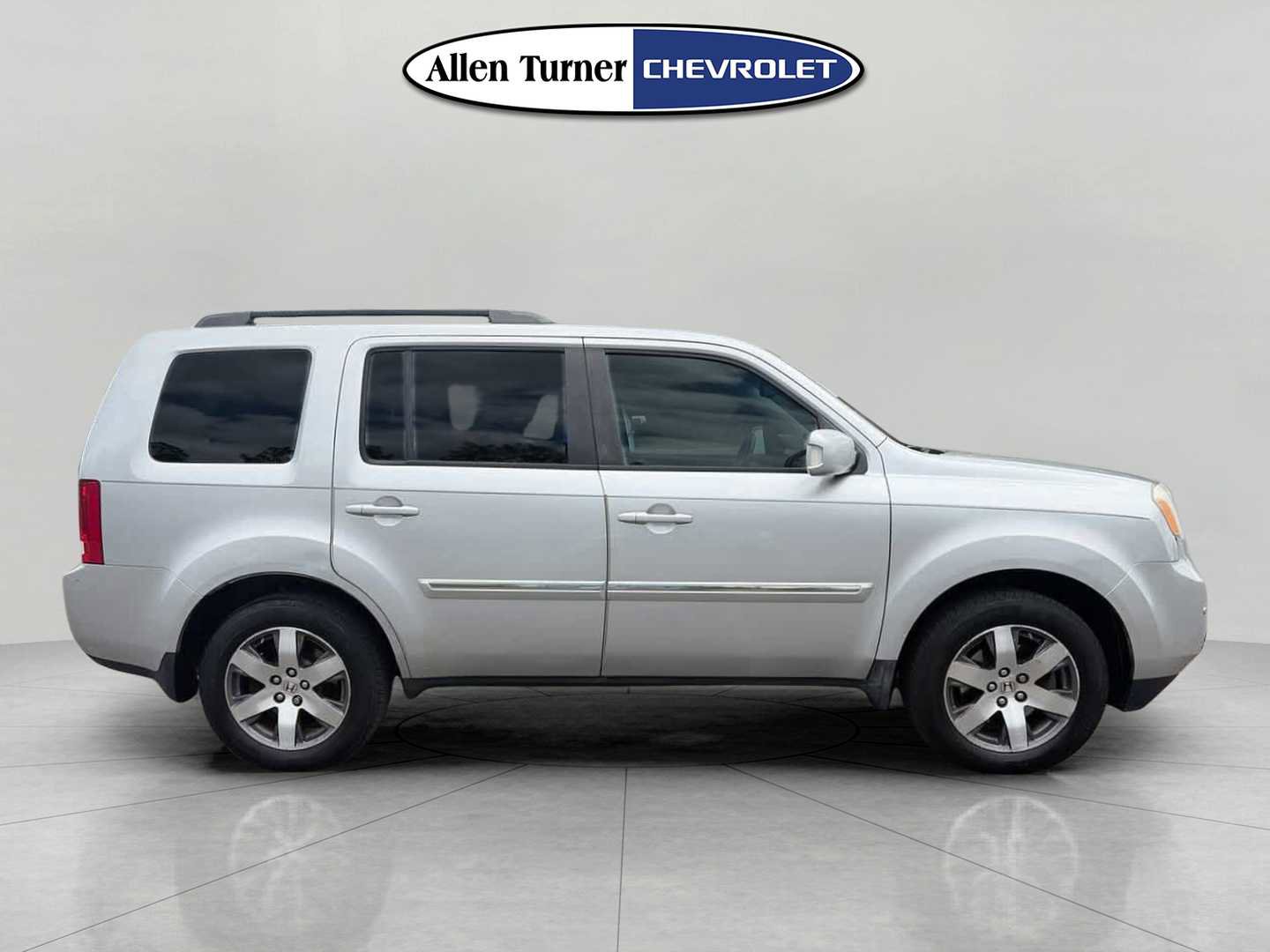 Used 2012 Honda Pilot Touring image 3
