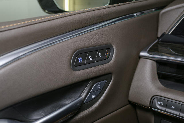 Used 2024 Cadillac Escalade Sport w/ LPO, ONYX Package AWD/4WD image 45