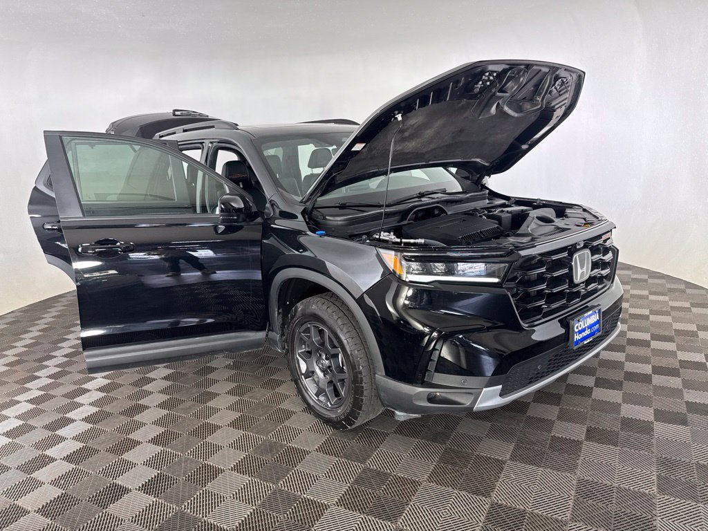 Used 2024 Honda Pilot TrailSport image 19