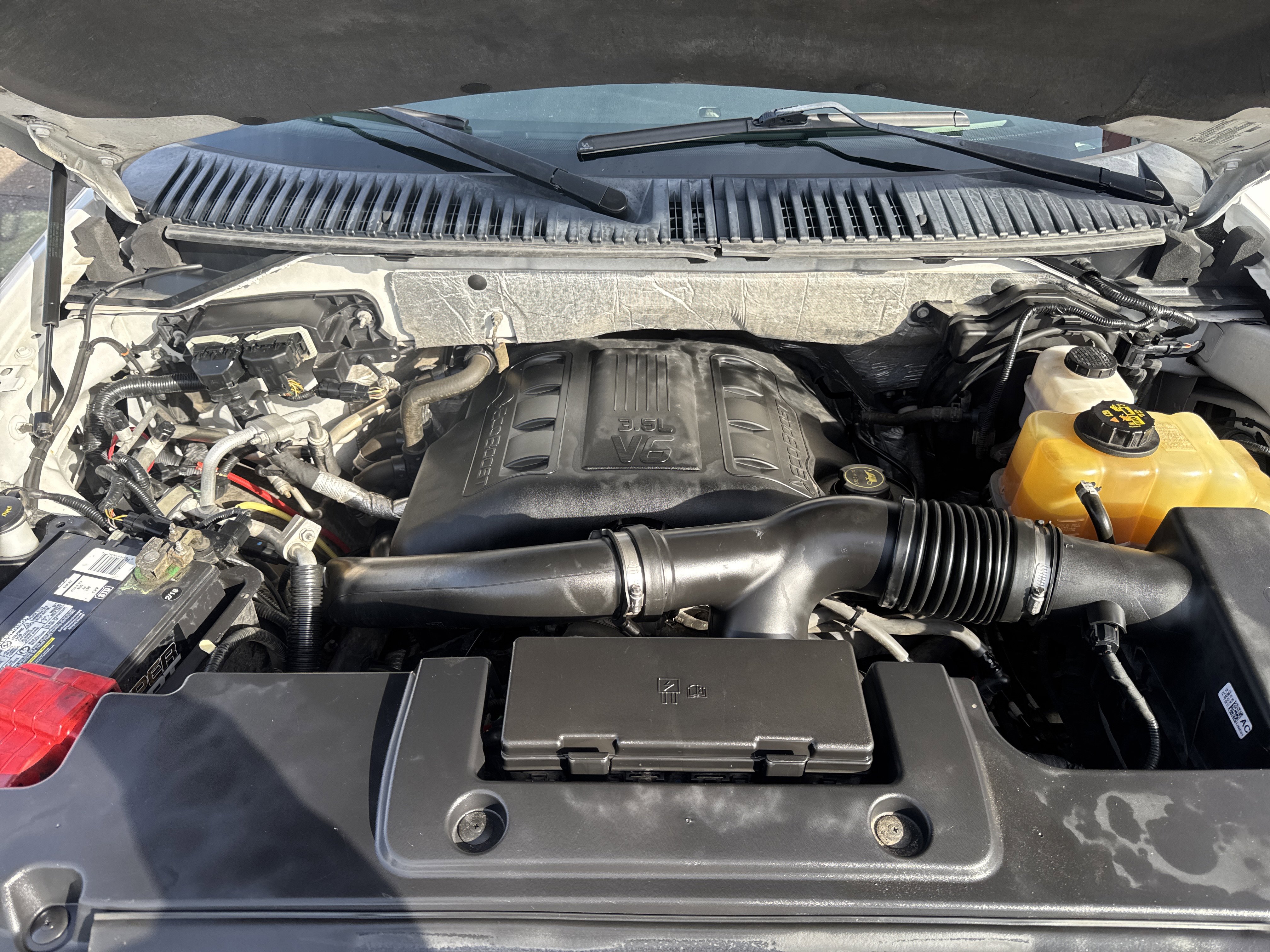 Used 2015 Ford Expedition EL Platinum image 11