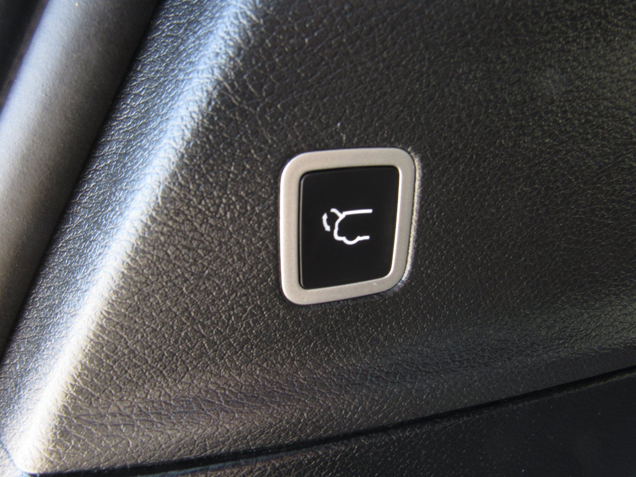 Used 2025 Chrysler Pacifica Select FWD image 14