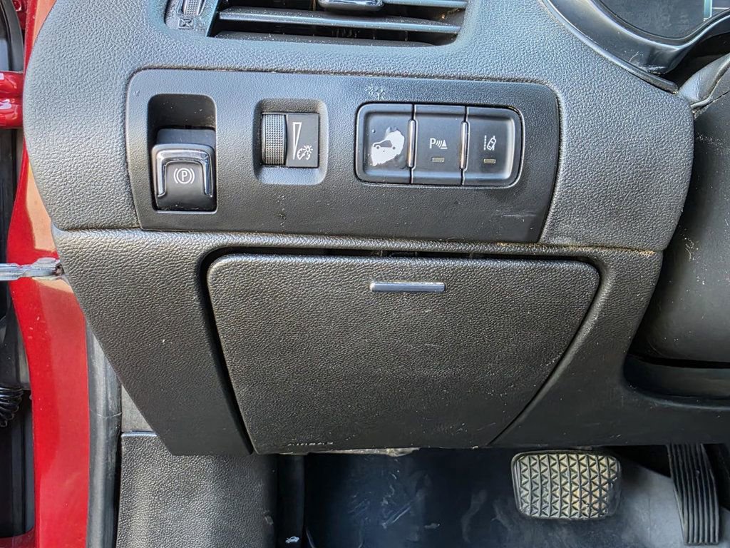 Used 2015 Chevrolet Impala LTZ image 17