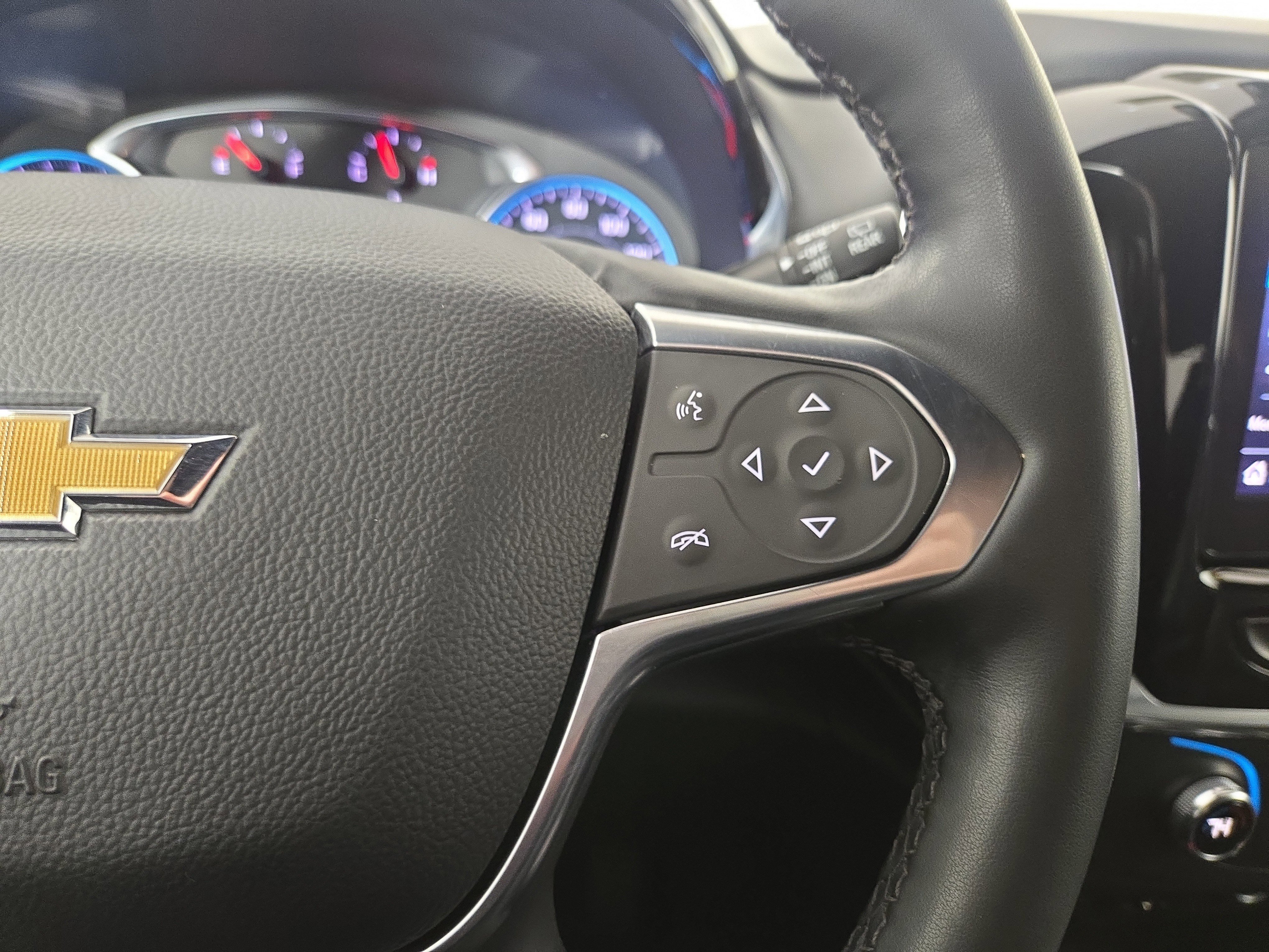 Certified 2023 Chevrolet Traverse LT w/ LPO, Floor Liner Package FWD image 17