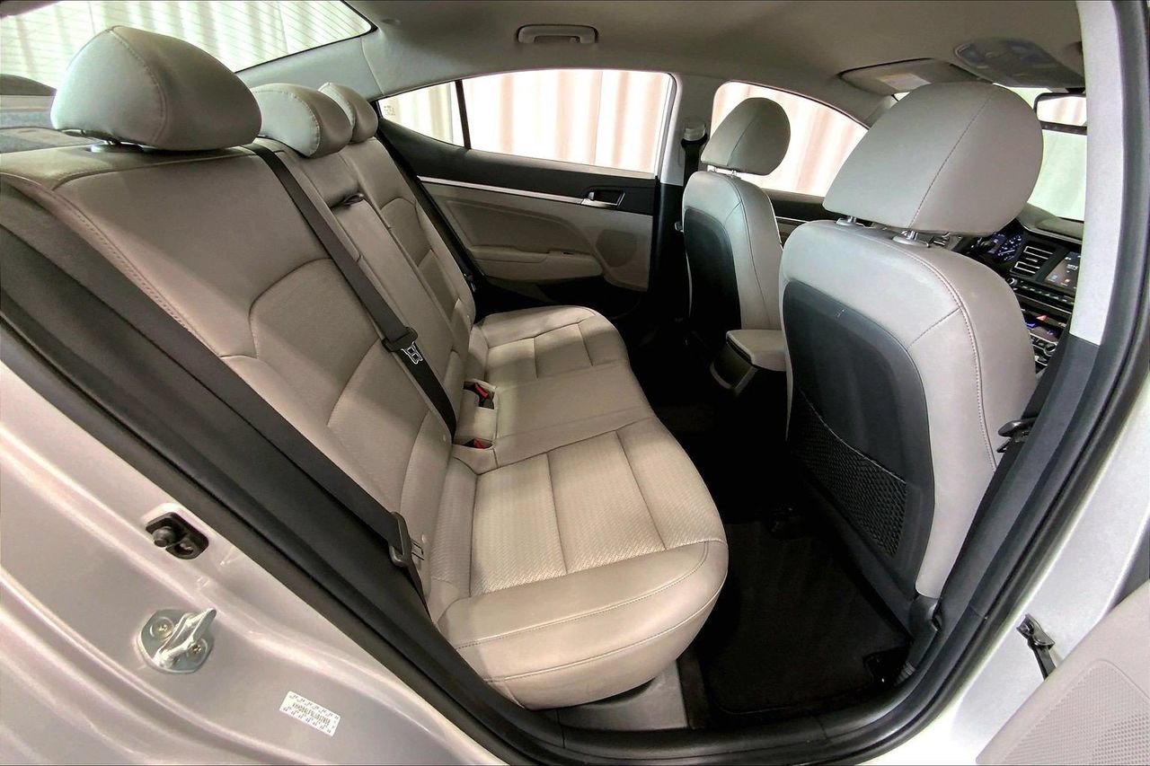 Used 2020 Hyundai Elantra Limited FWD image 20
