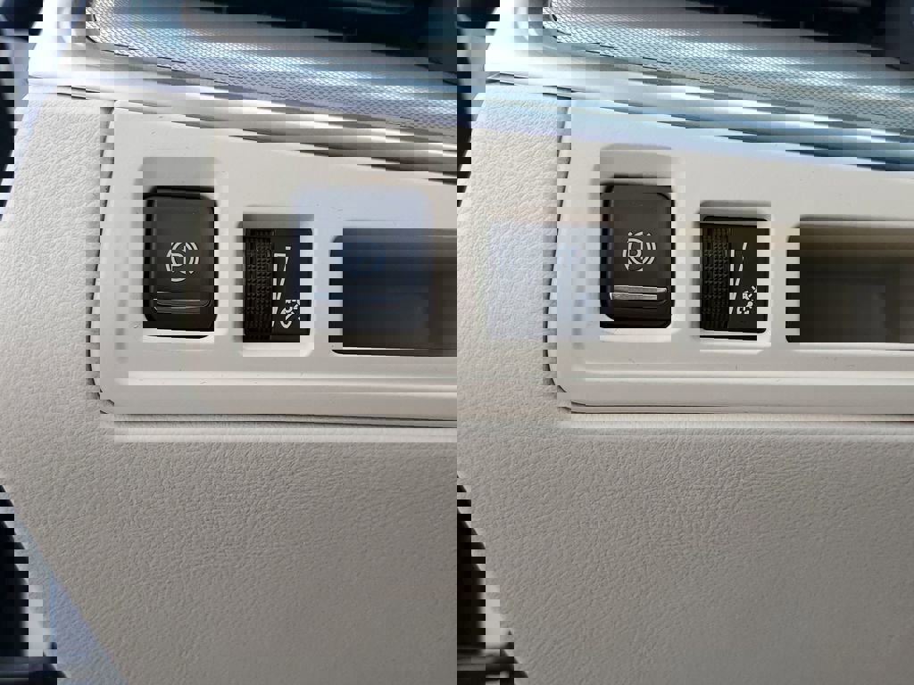 Certified 2023 Cadillac XT5 Premium Luxury AWD/4WD image 26