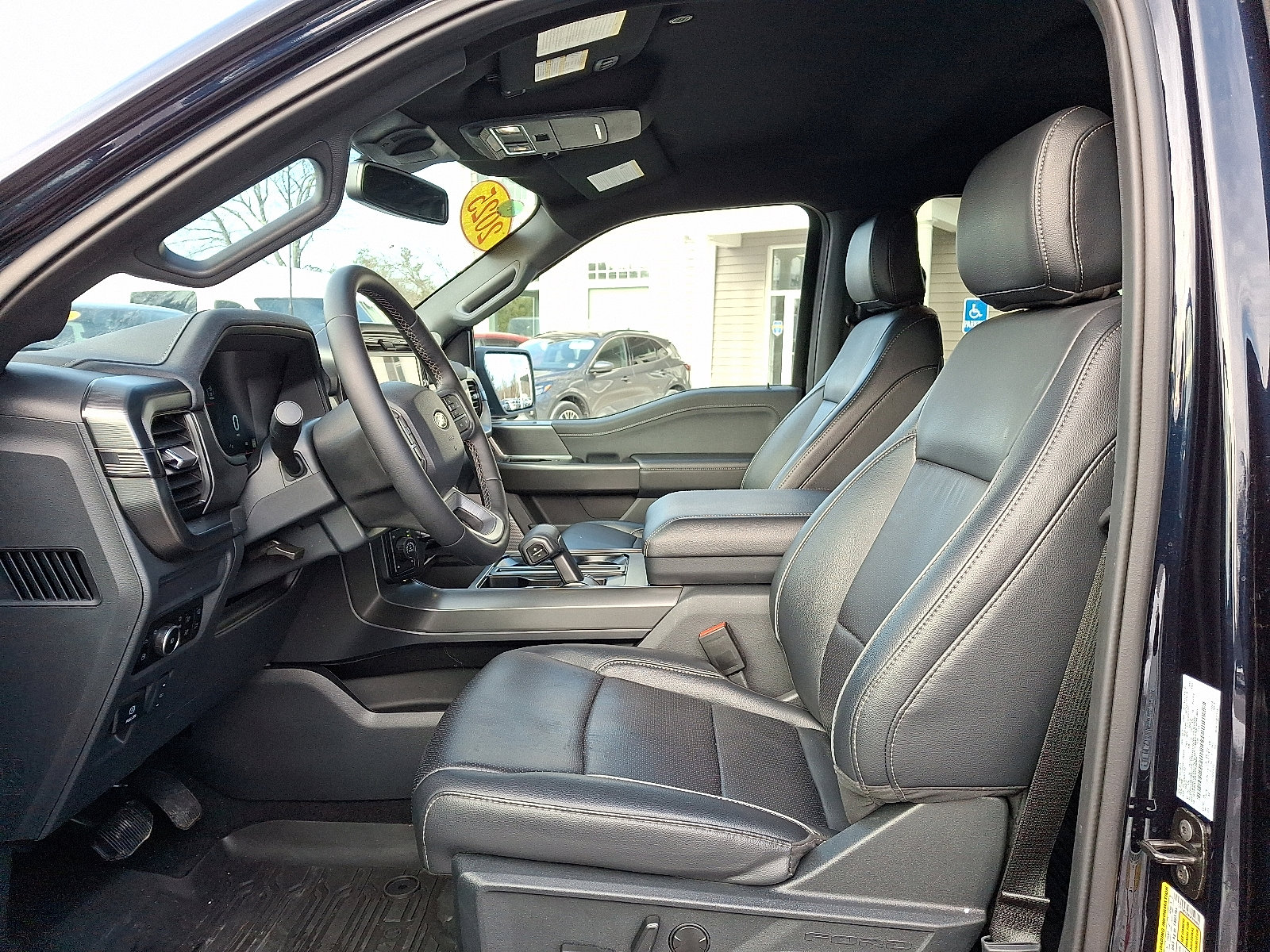 Certified 2025 Ford F150 Lariat w/ Equipment Group 501A Mid image 14