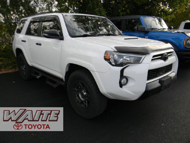 Used 2020 Toyota 4Runner Venture w/ Moonroof Package