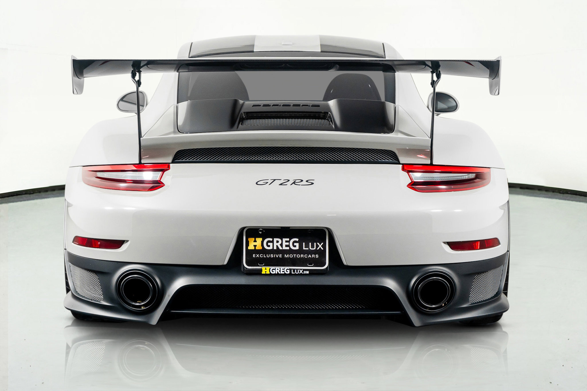 Used 2018 Porsche 911 GT2 RS w/ Weissach Package image 11