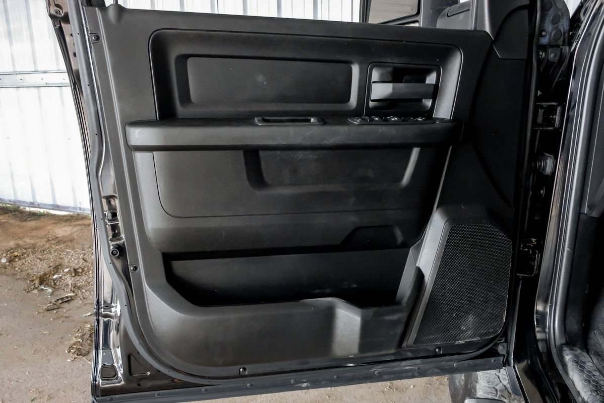 Used 2024 RAM 2500 Tradesman w/ Chrome Appearance Group AWD/4WD image 43