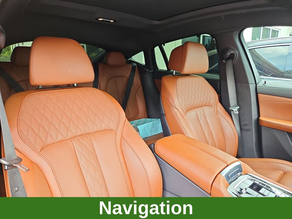 Used 2025 BMW X6 xDrive40i w/ Executive Package AWD/4WD image 9