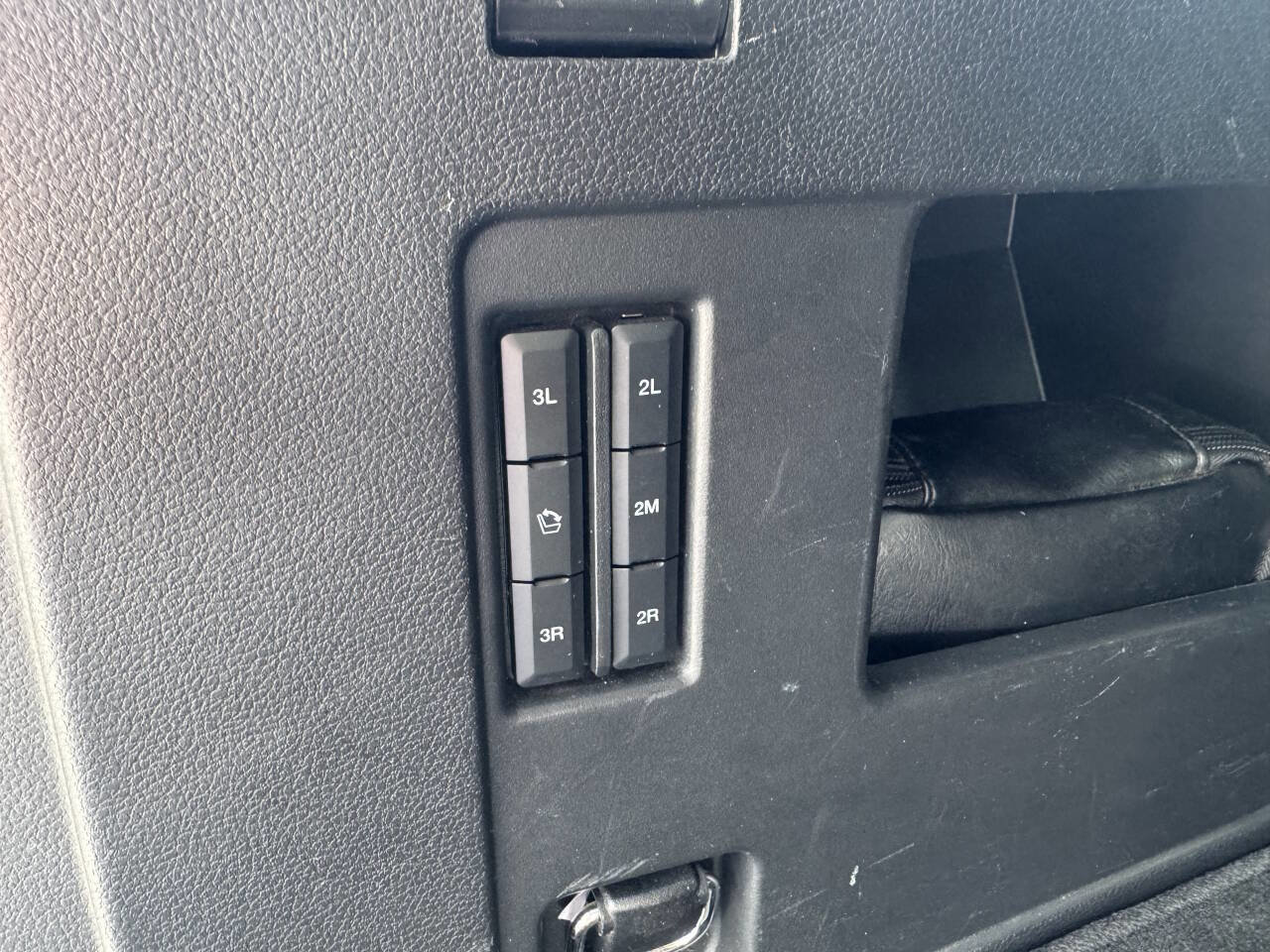 Used 2019 Ford Expedition Platinum image 22