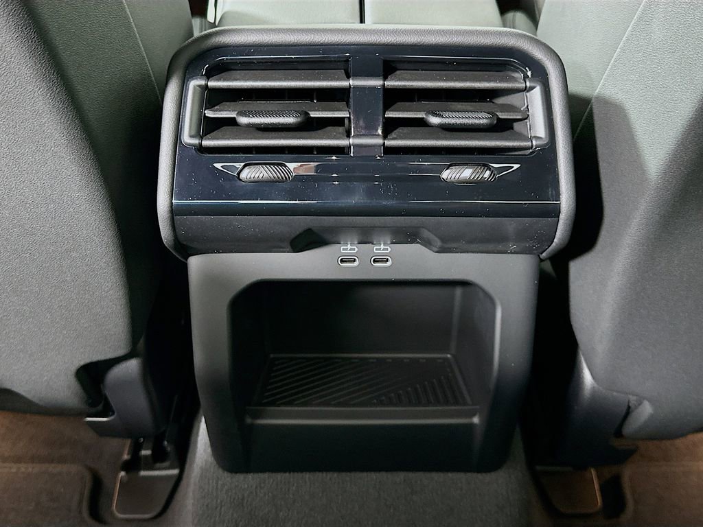 New 2026 BMW i5 eDrive40 w/ M Sport Package image 18