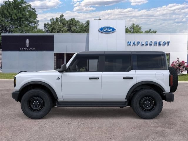New 2026 Ford Bronco Outer Banks w/ Black Appearance Package AWD/4WD image 3