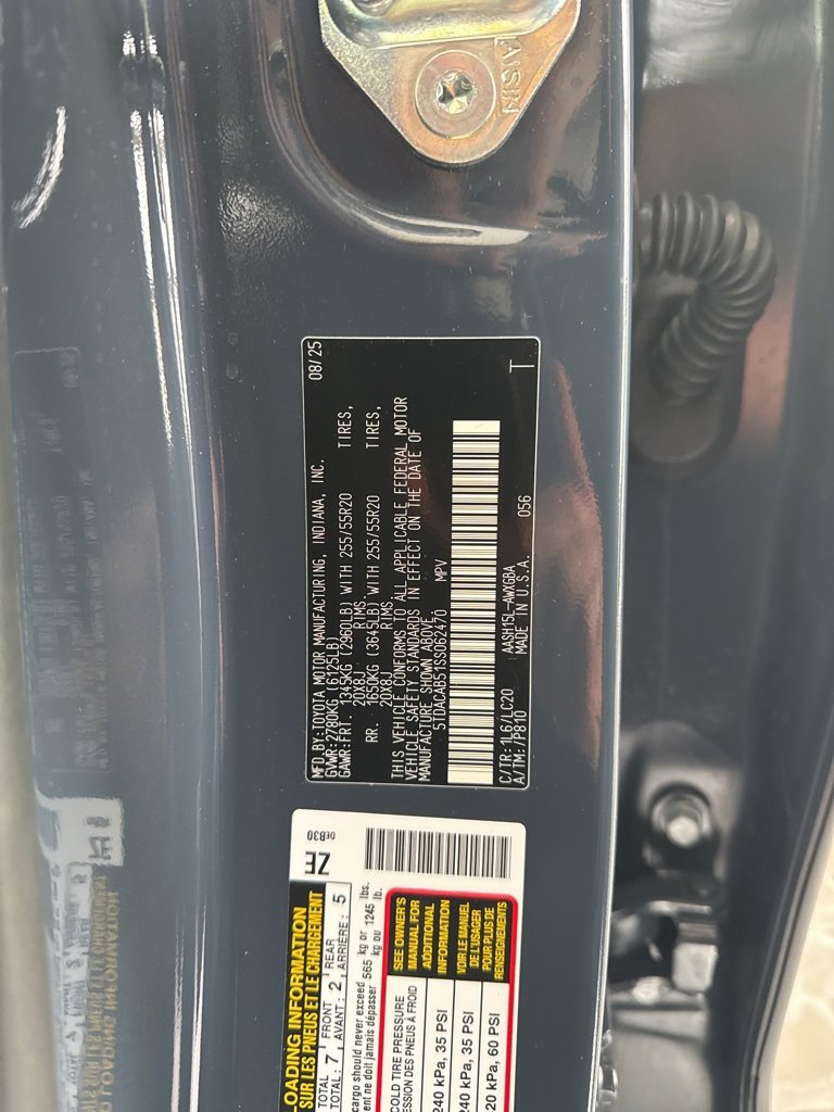 Used 2025 Toyota Grand Highlander AWD Hybrid image 27