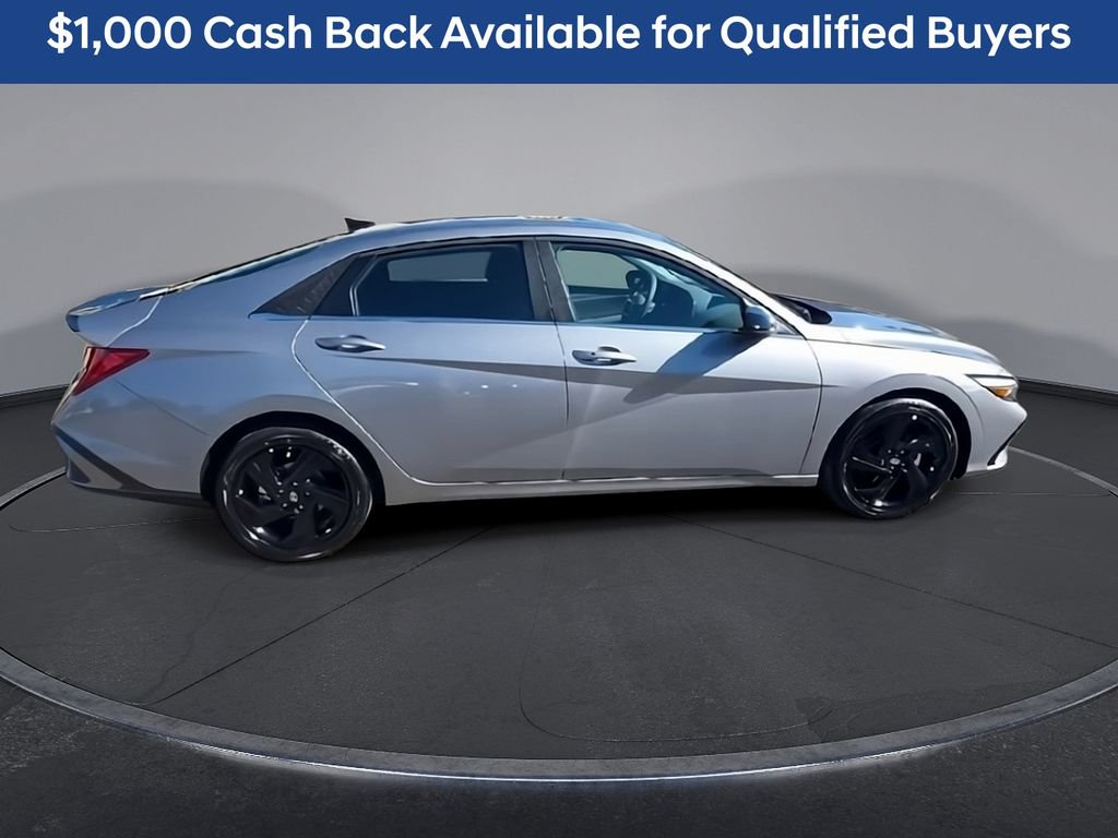 New 2026 Hyundai Elantra SEL Sport Premium FWD image 9