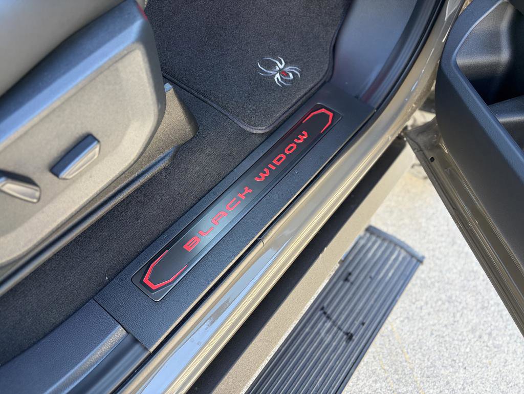 New 2026 Ford F250 Lariat w/ Black Appearance Package image 13