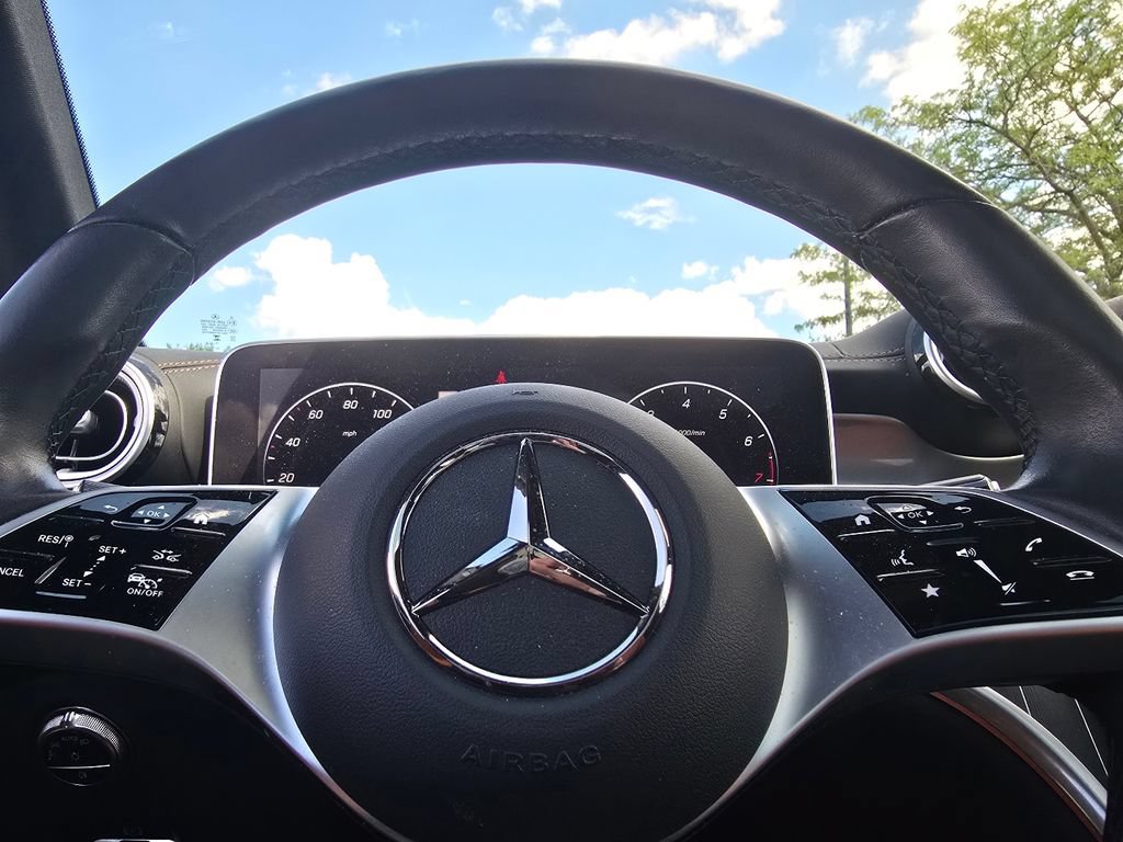 Certified 2023 Mercedes-Benz GLC 300 4MATIC image 29