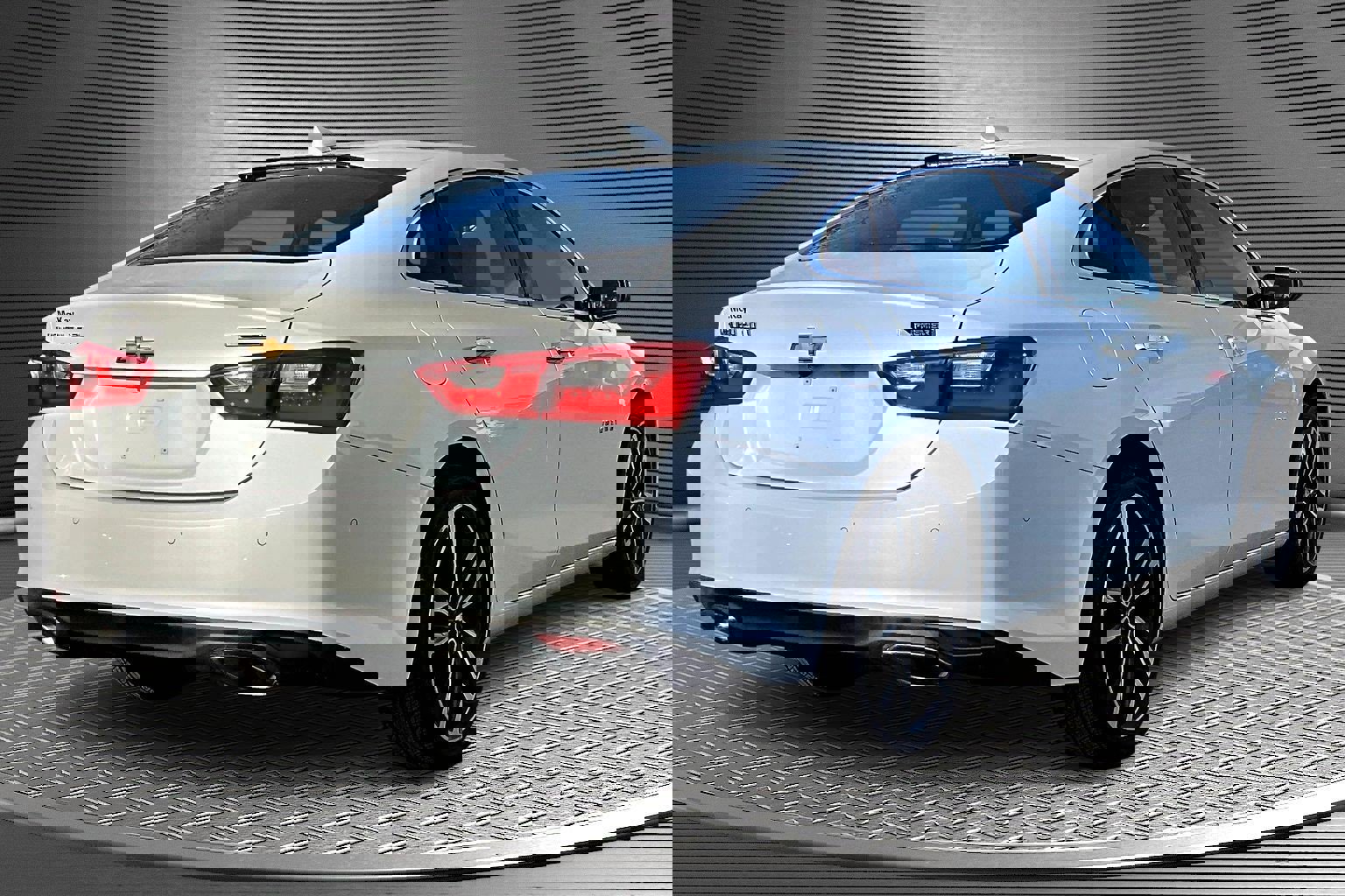 Used 2016 Chevrolet Malibu Premier w/ Driver Confidence Package II image 6