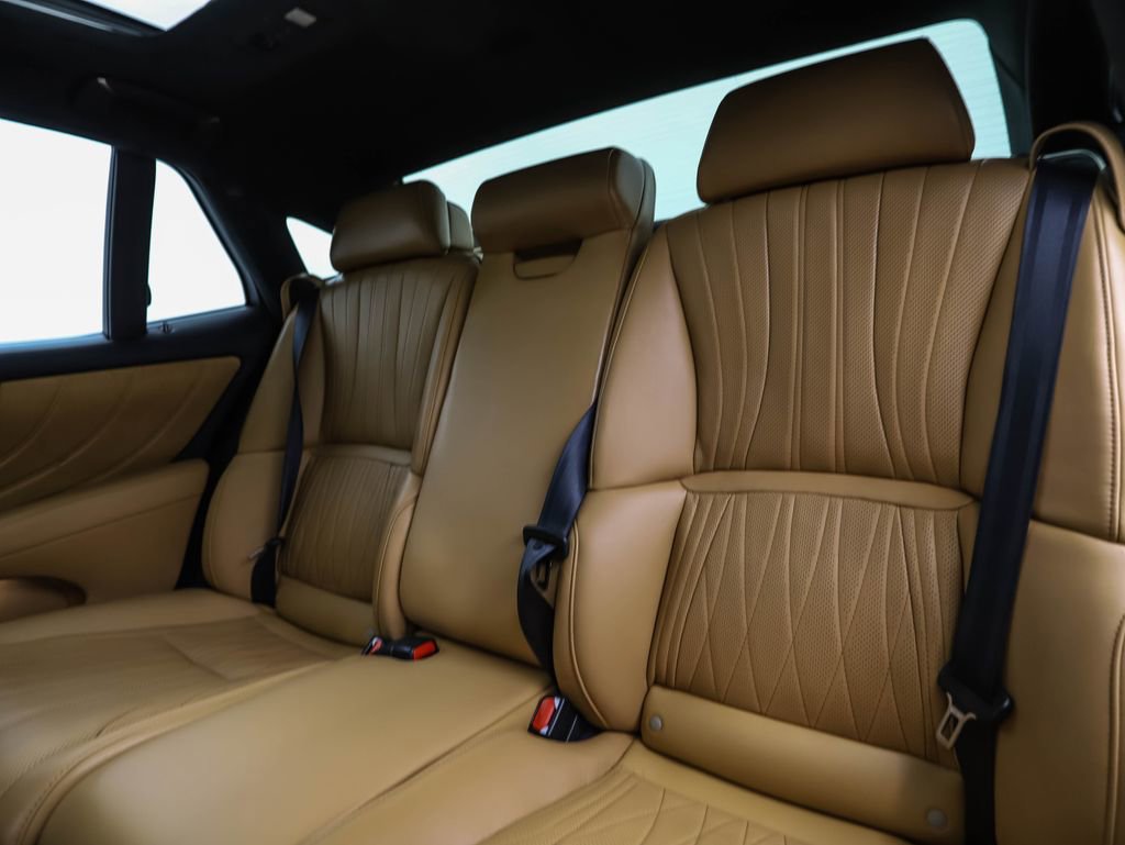 Used 2024 Lexus LS 500 AWD w/ Luxury Package image 21