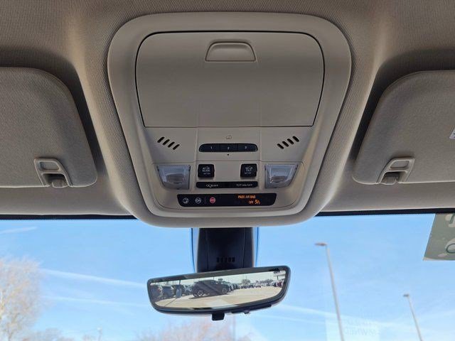 Used 2021 GMC Acadia Denali w/ Denali Ultimate Package AWD/4WD image 46