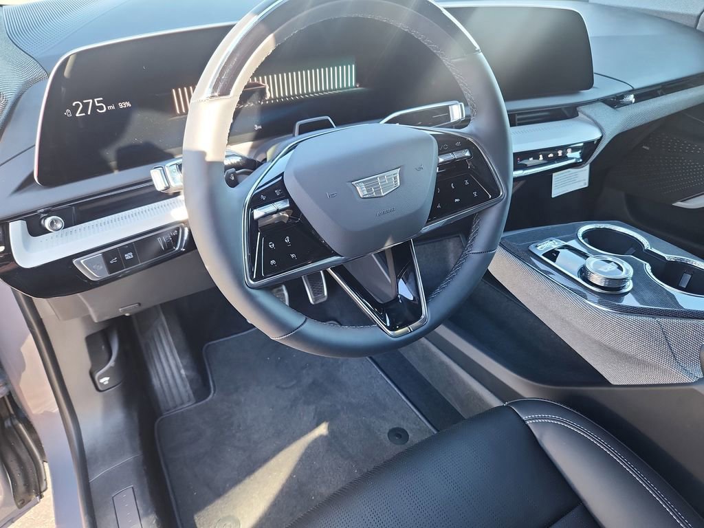 New 2026 Cadillac Optiq Luxury 2 AWD/4WD image 7