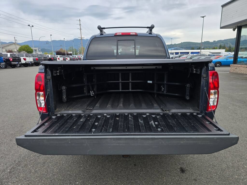 Used 2021 Nissan Frontier PRO-4X w/ Pro-4x Utility Package AWD/4WD image 10
