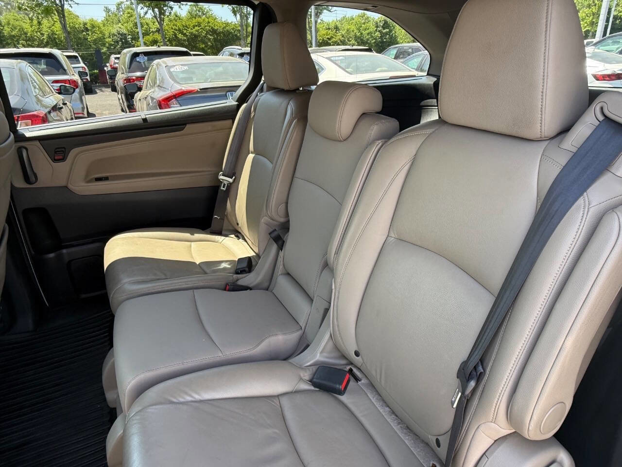 Used 2018 Honda Odyssey Touring image 20
