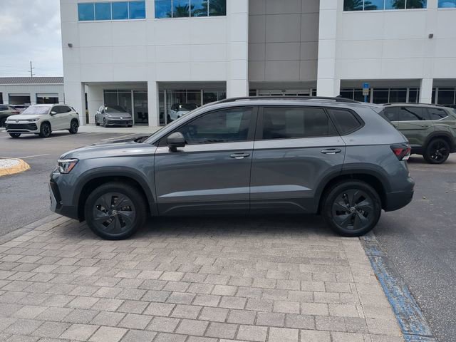 Certified 2025 Volkswagen Taos S FWD image 5
