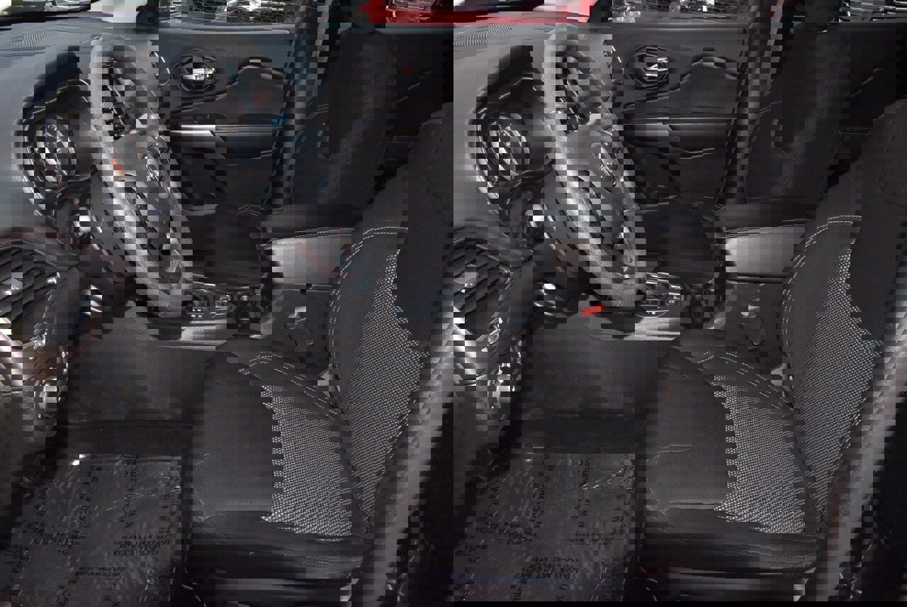 Used 2021 Jeep Cherokee Latitude image 13