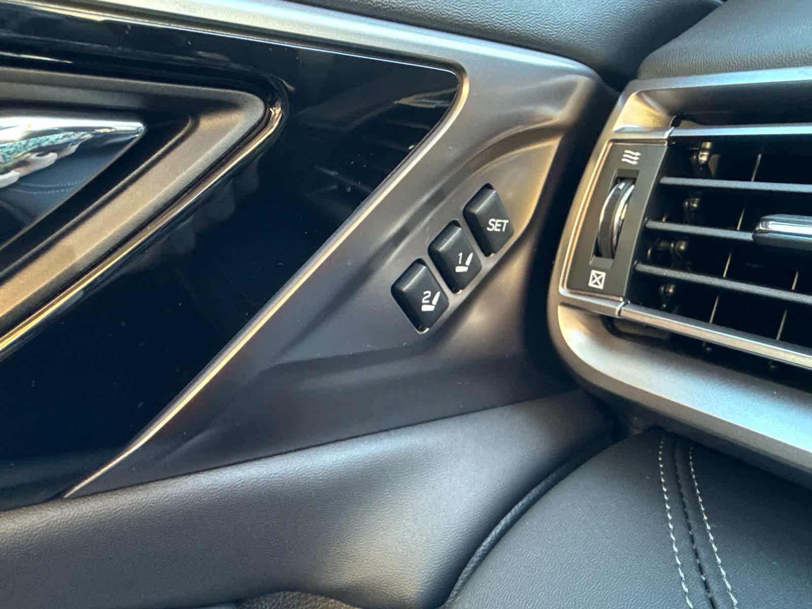 New 2025 Subaru Legacy Limited image 9