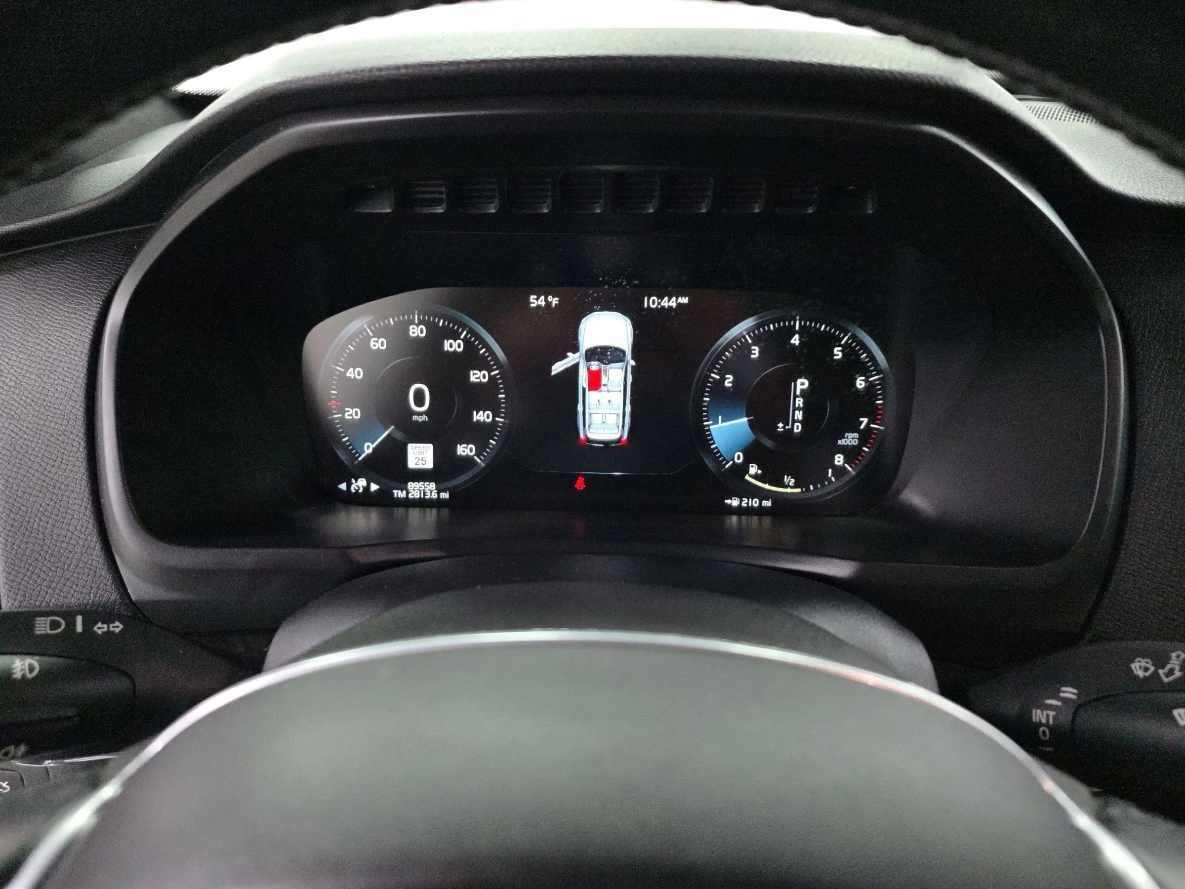 Used 2019 Volvo XC90 T6 Momentum w/ Advanced Package image 16