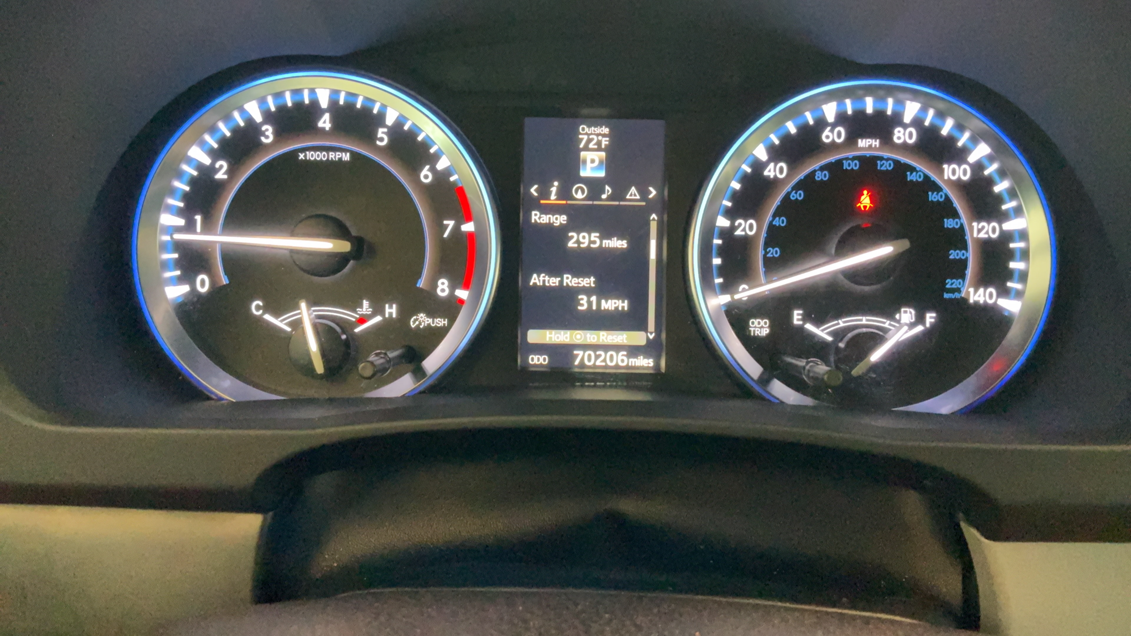 Used 2015 Toyota Highlander XLE AWD/4WD image 10