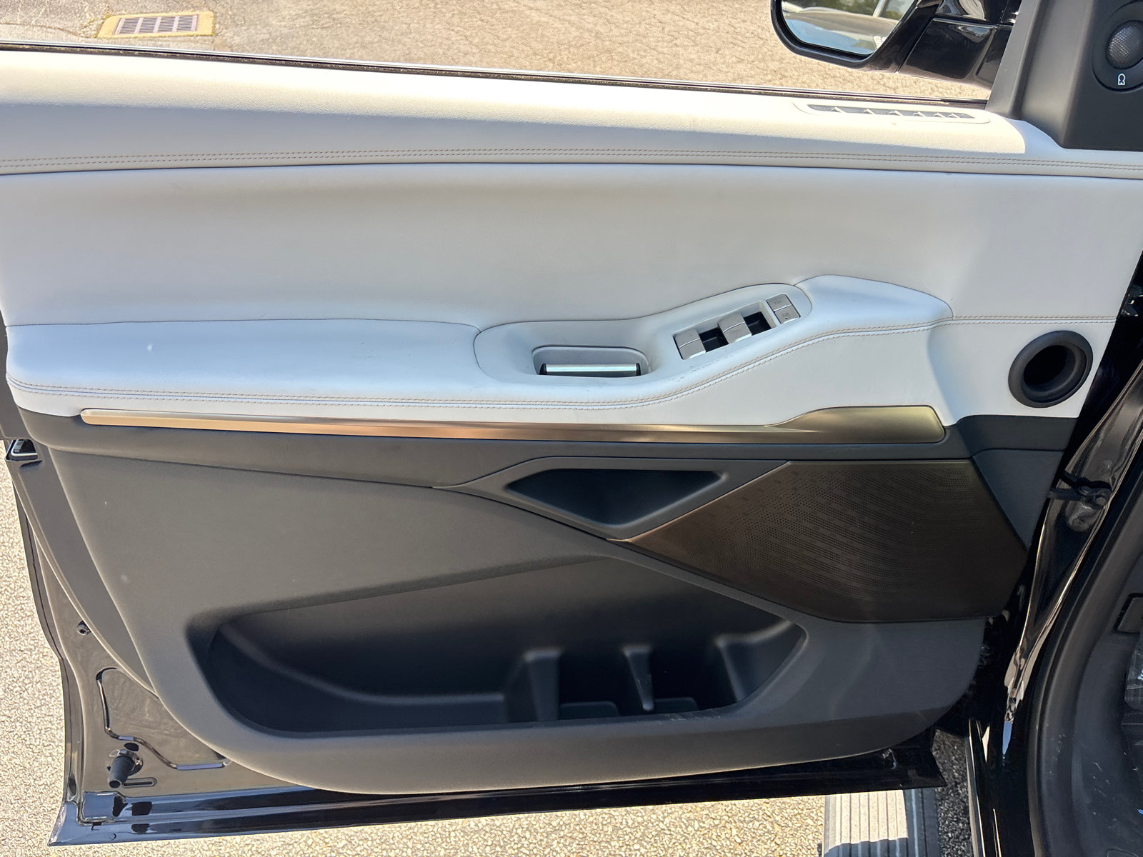 New 2026 Lincoln Navigator L Black Label AWD/4WD image 11