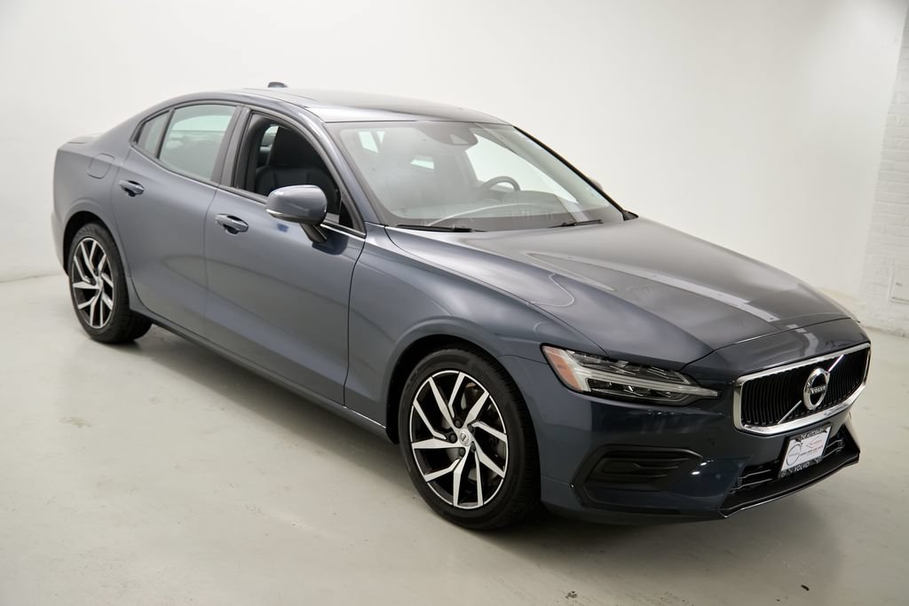 Used 2019 Volvo S60 T6 Momentum w/ Premium Package AWD/4WD image 4