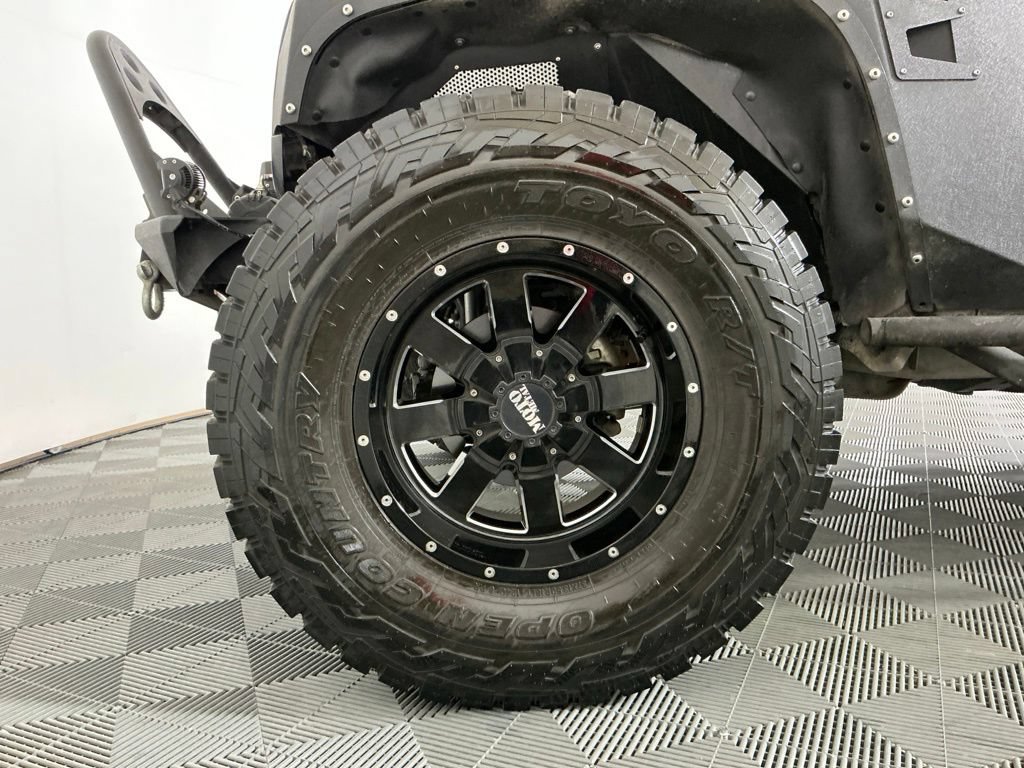 Used 2015 Jeep Wrangler Unlimited Sport w/ Connectivity Group AWD/4WD image 26