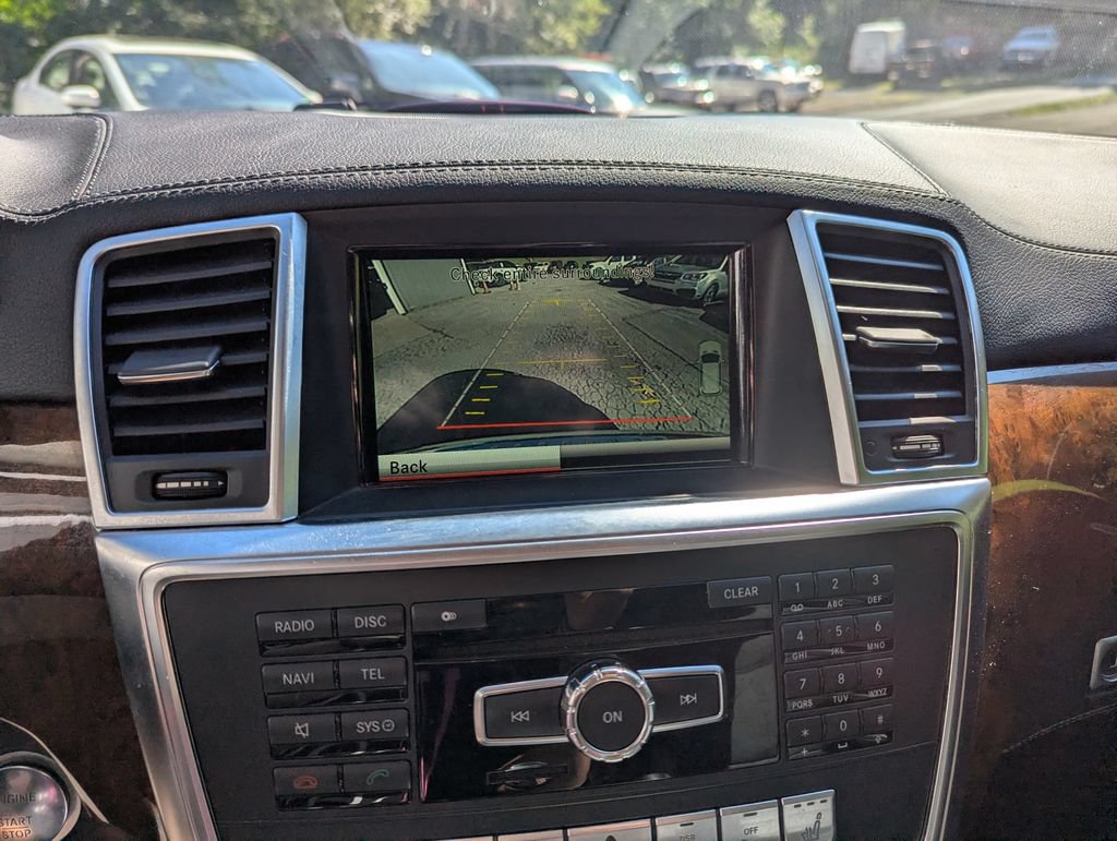 Used 2013 Mercedes-Benz ML 550 4MATIC image 12