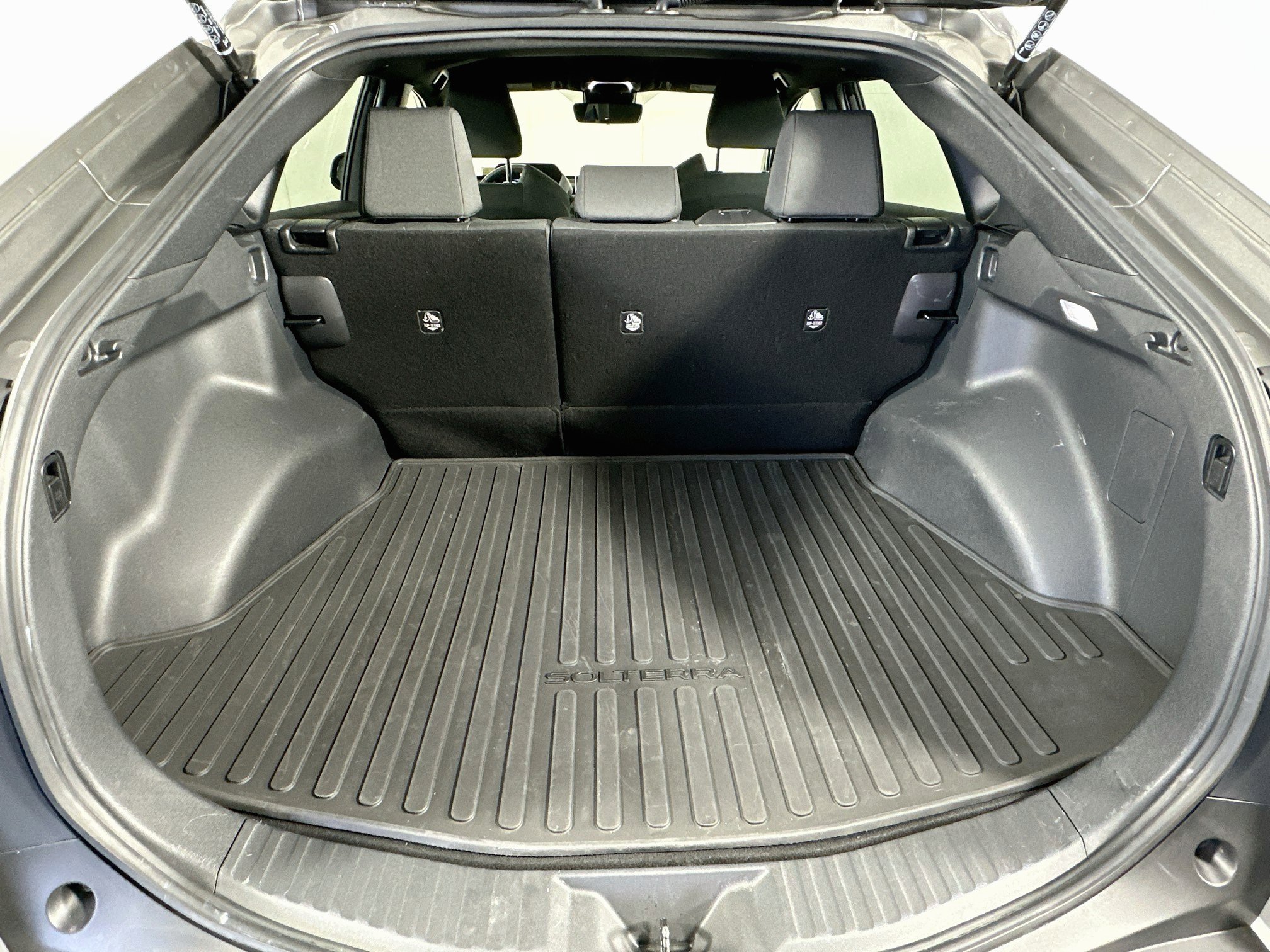 Used 2023 Subaru Solterra AWD image 28