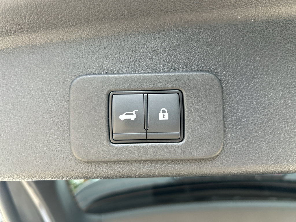 Used 2025 Nissan Murano SL AWD/4WD image 11