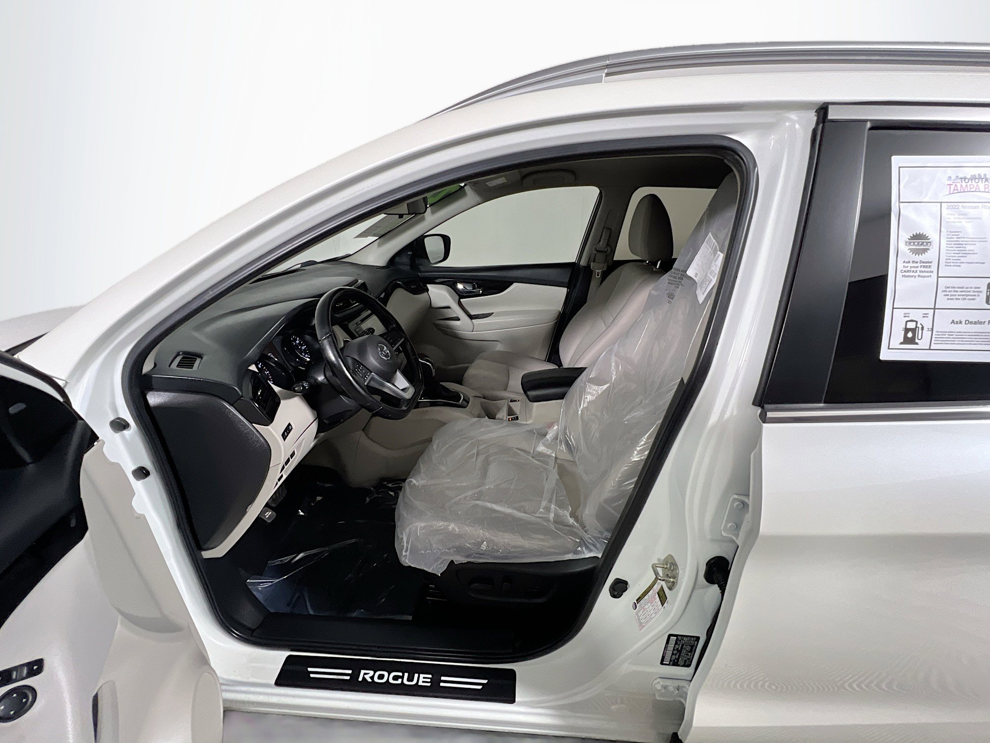 Used 2022 Nissan Rogue Sport SV image 15