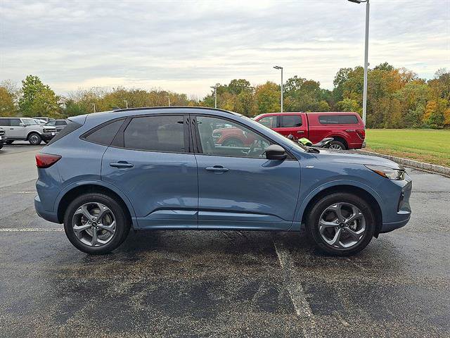 Certified 2024 Ford Escape ST-Line w/ Tech Pack #1 AWD/4WD image 26