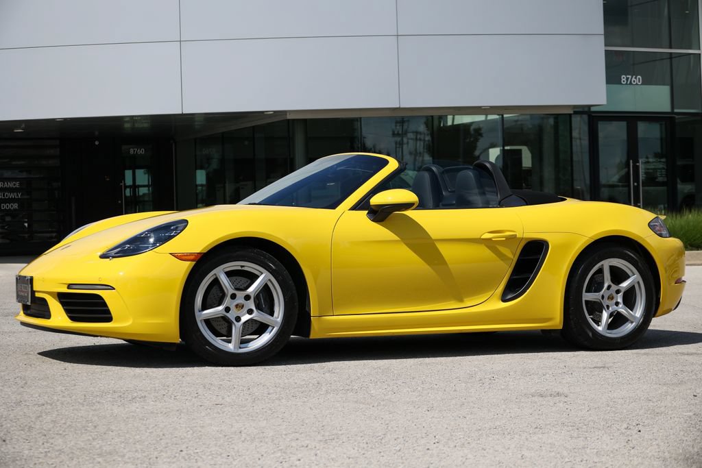 Certified 2024 Porsche 718 Boxster RWD image 35