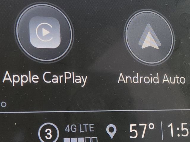 Used 2022 Chevrolet Traverse Premier w/ Redline Edition image 7