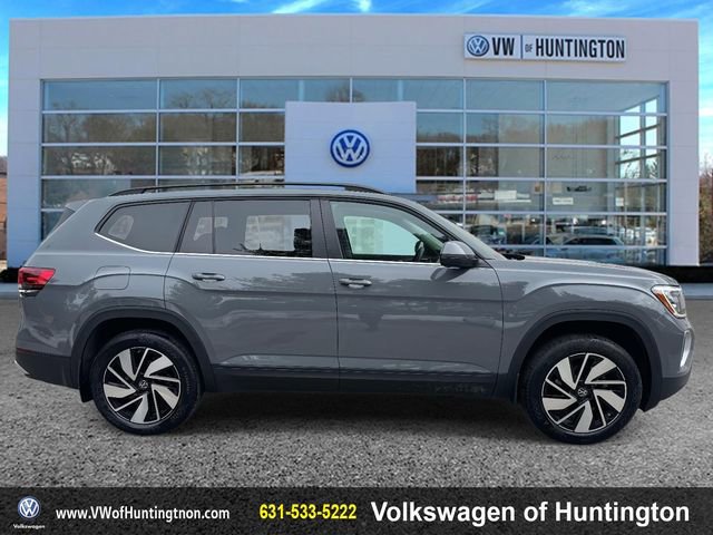 Certified 2025 Volkswagen Atlas SE image 6